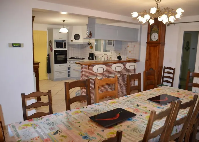 Maison Basque Avec Piscine 度假居